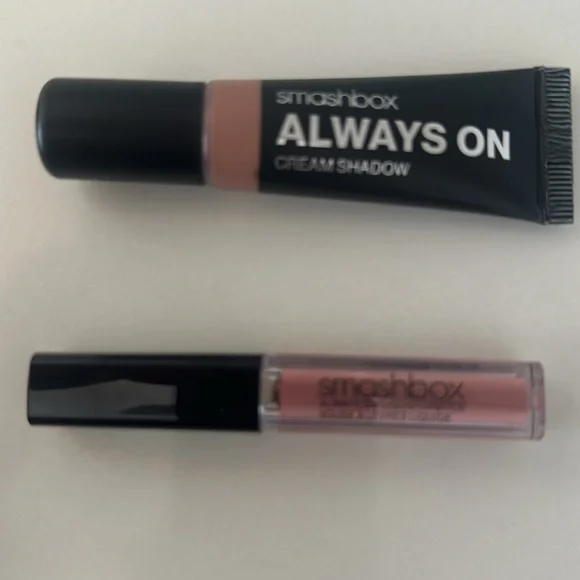 Smash box all night make up essentials. Always on cream shadow. - Picture 2 of 3
